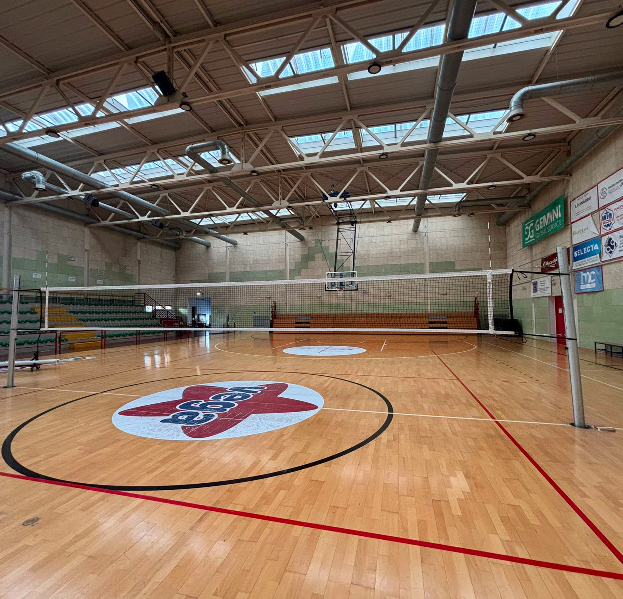 https://www.fusionteamvolley.it/wp-content/uploads/2025/01/pala_vega-interno.jpg